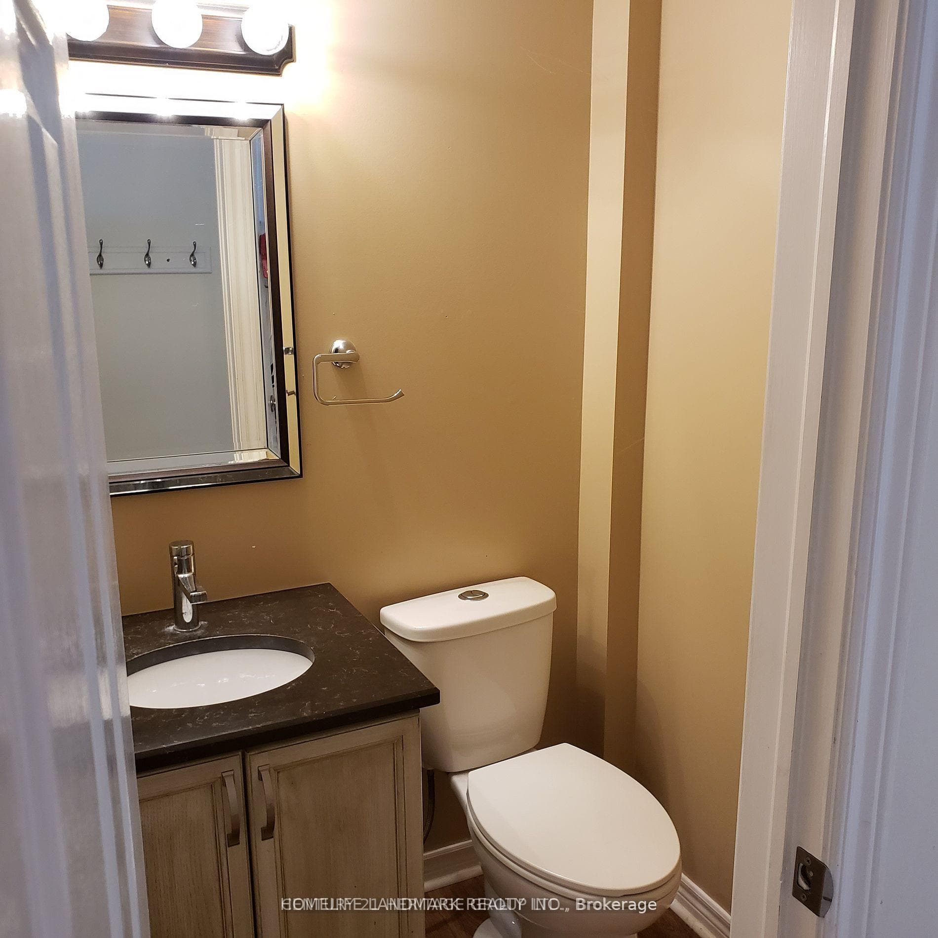 131 Ferndale Drive photo 8