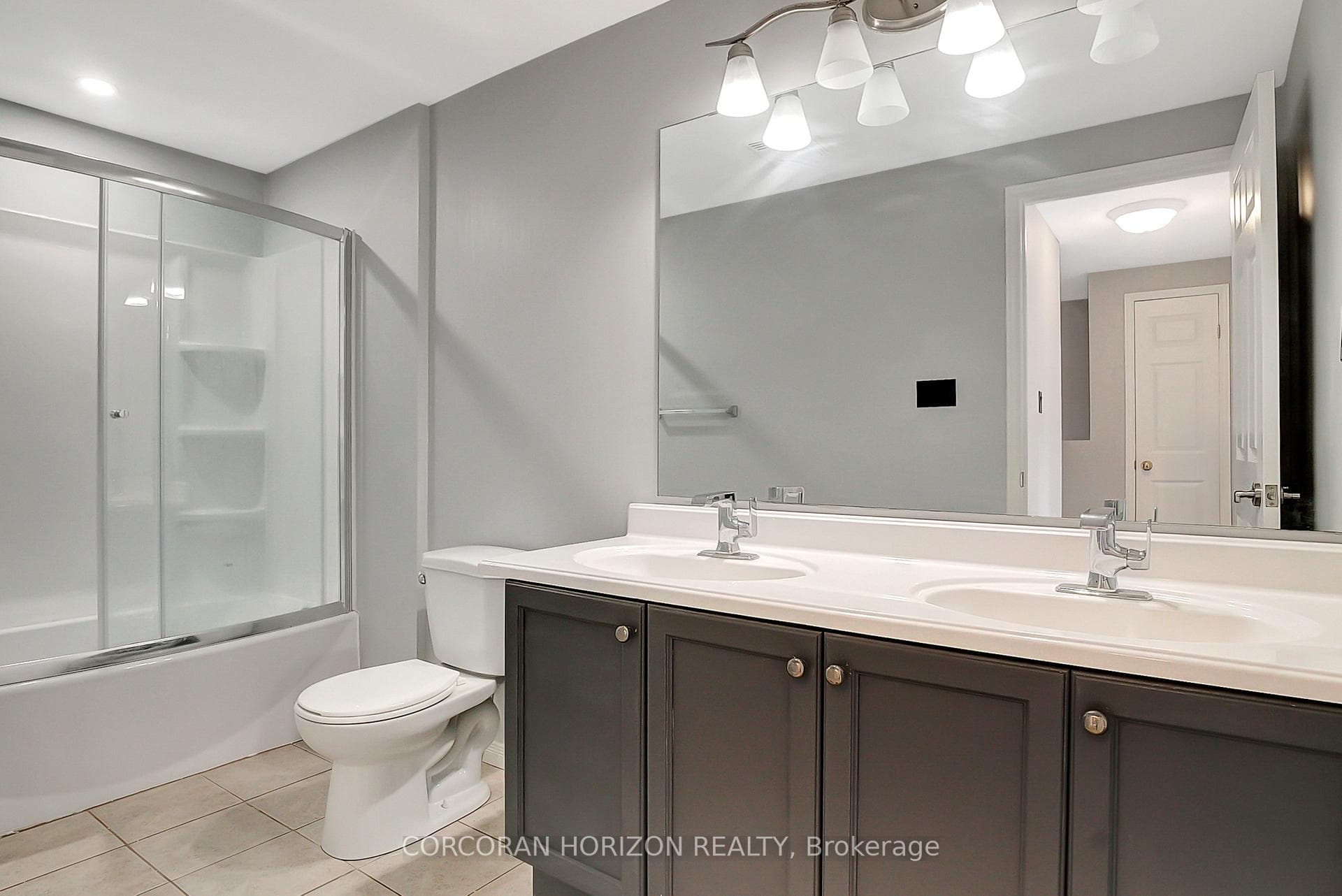 120 Dudhope Avenue Unit 19 photo 32