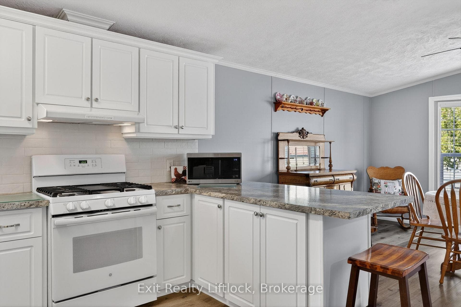 9 Poplar Drive photo 11