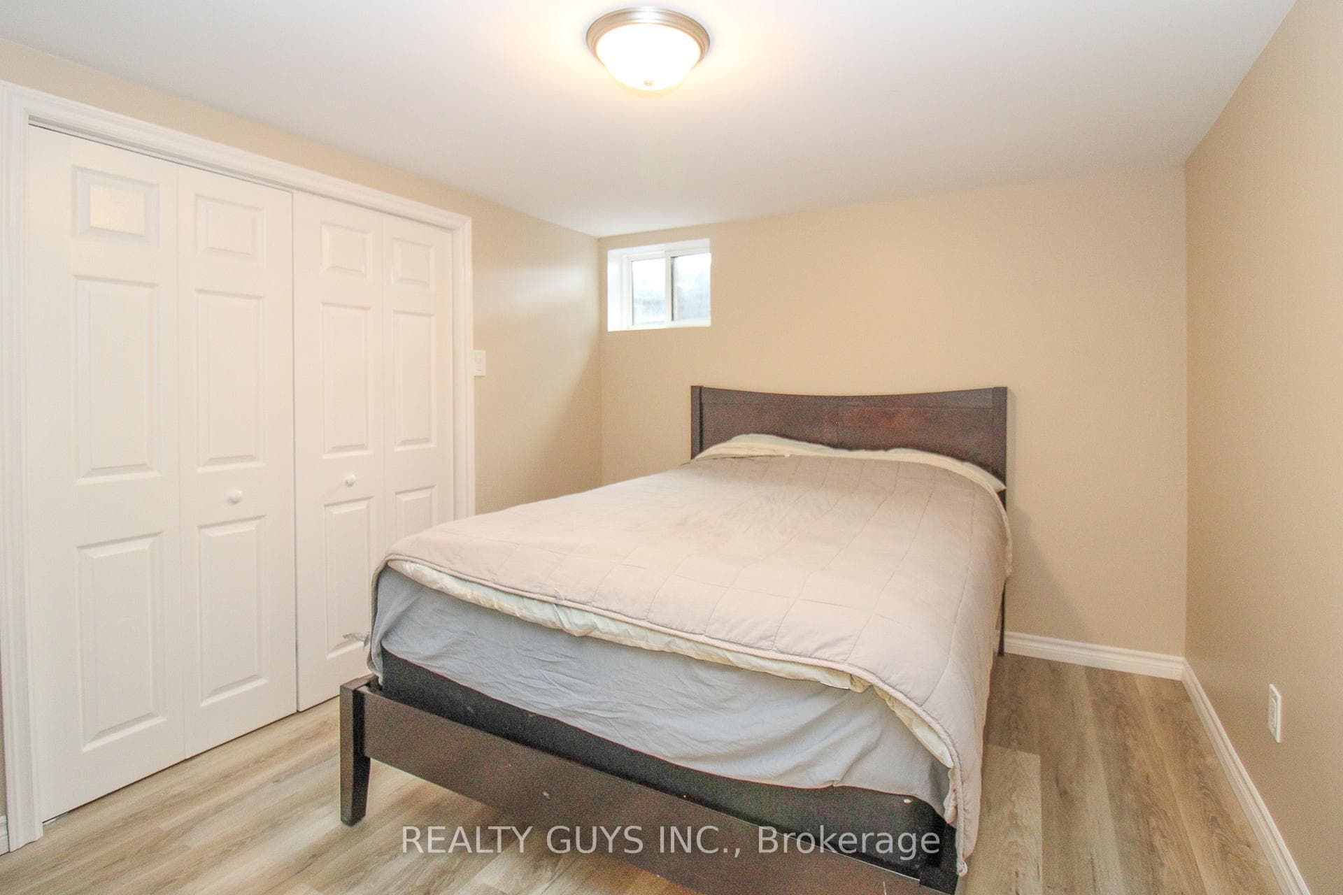 316 Douglas Road photo 47