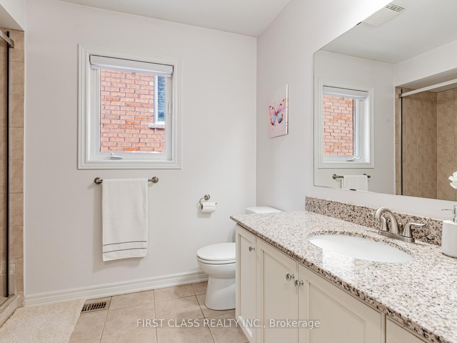 11 Amstel Avenue photo 24