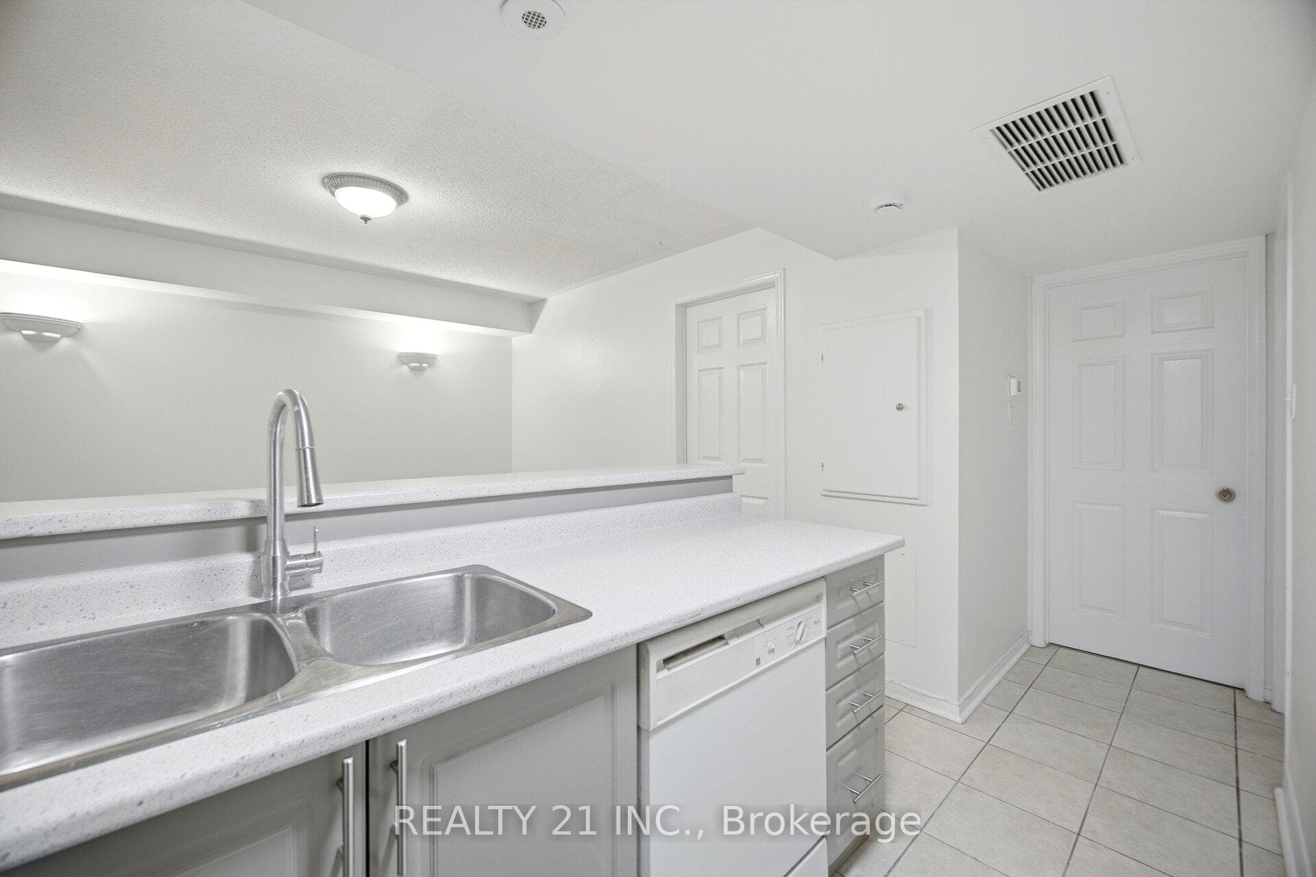 200 Mclevin Avenue Unit 93 photo 12