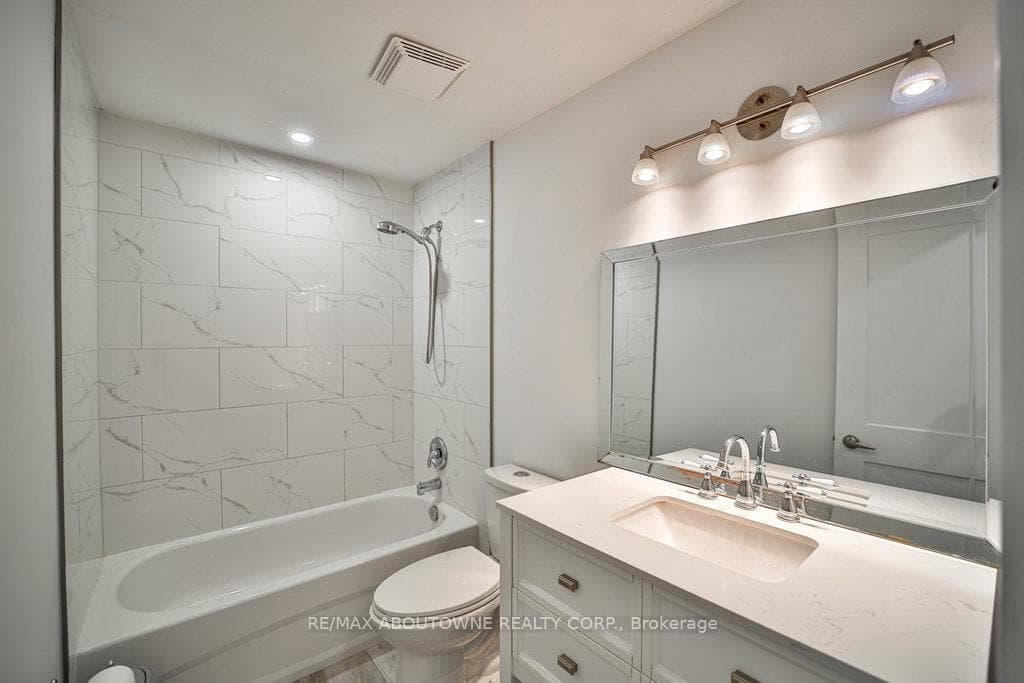 403 Keats Way Unit 4 photo 13