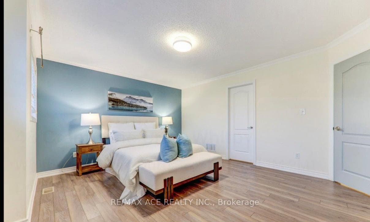 48 Cranborne Crescent photo 18