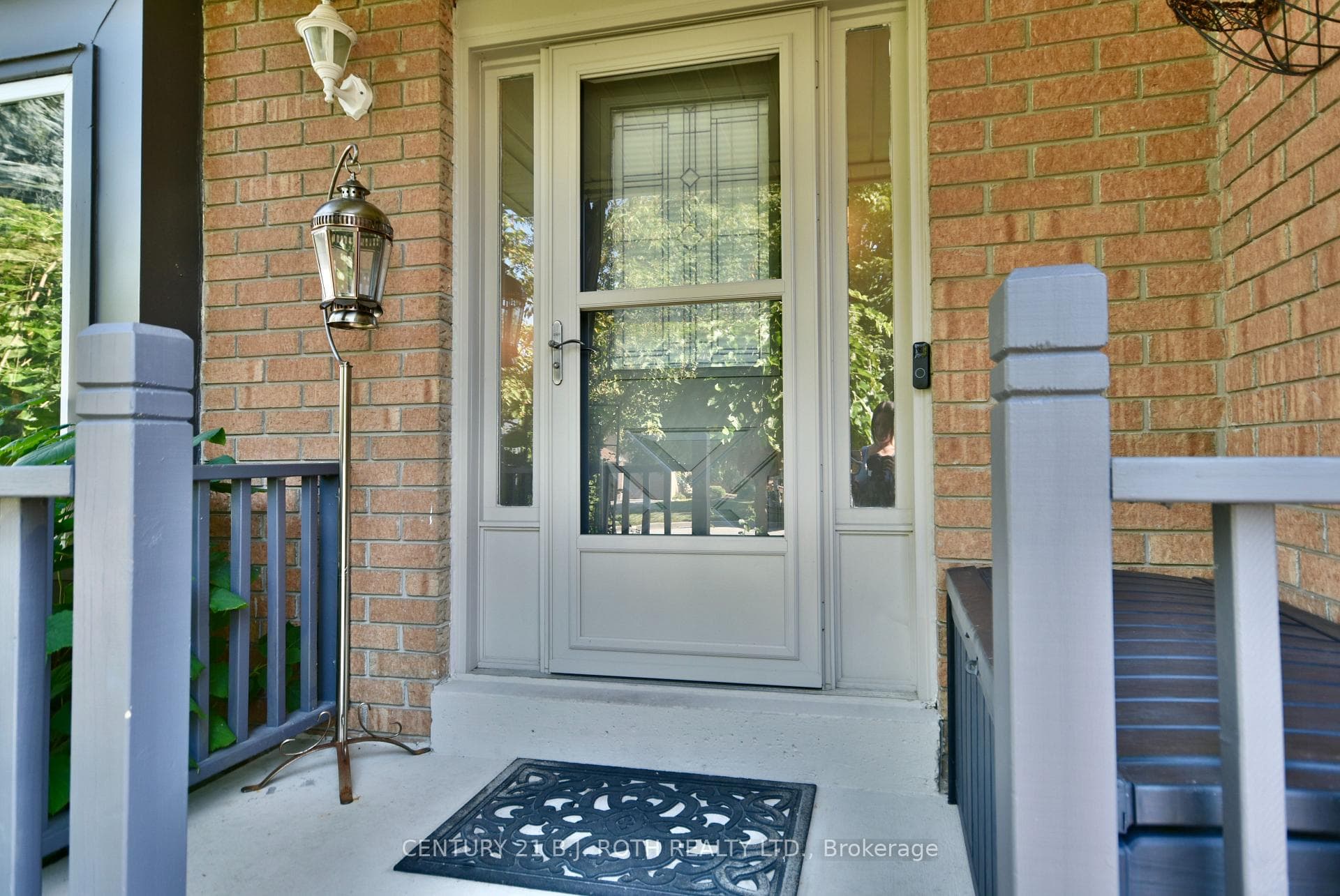 31 Harwood Drive photo 2