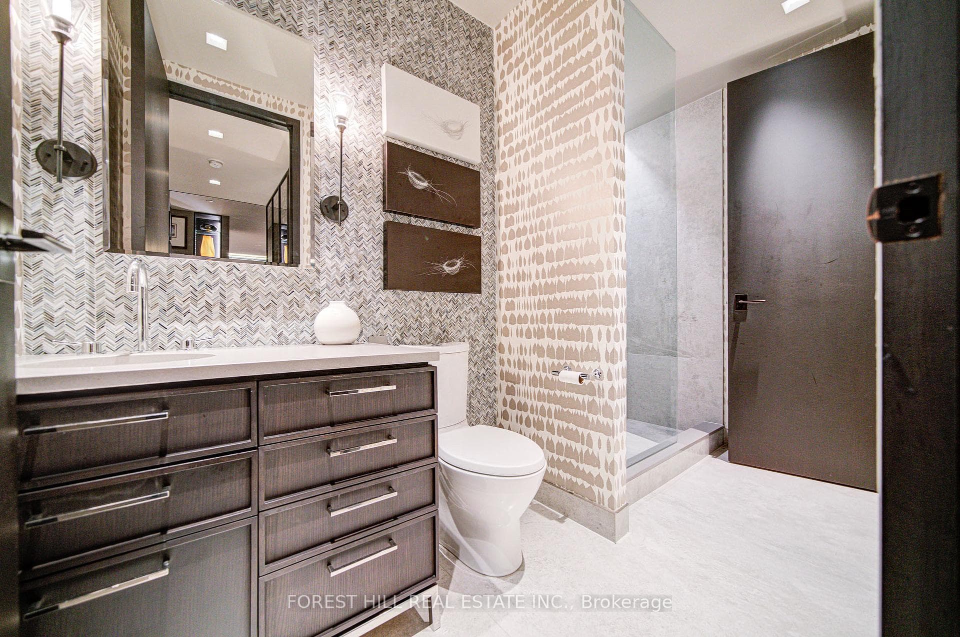 377 Madison Avenue Unit 706 photo 32