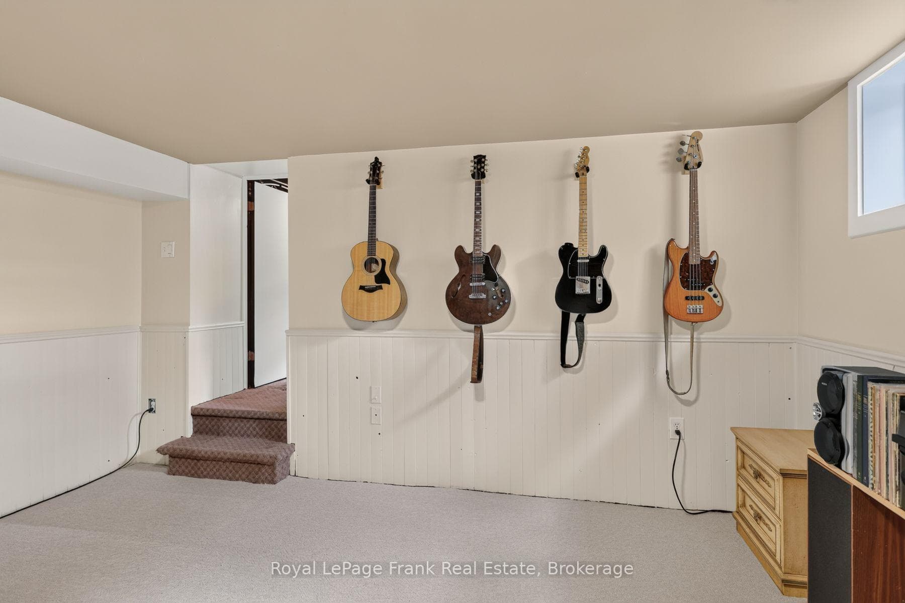 728 Hurley Street photo 42