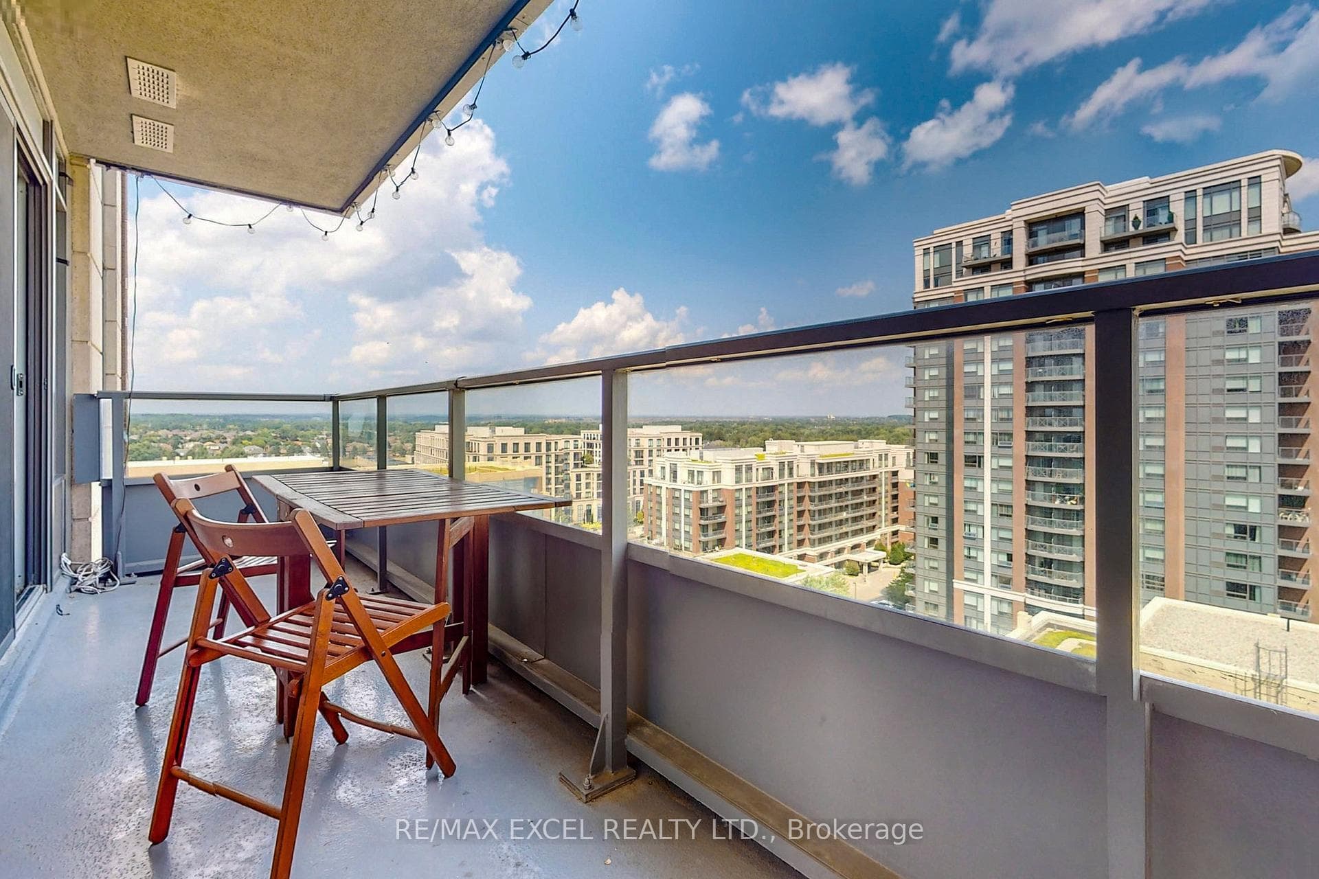 18 Uptown Drive Unit 1603 photo 27