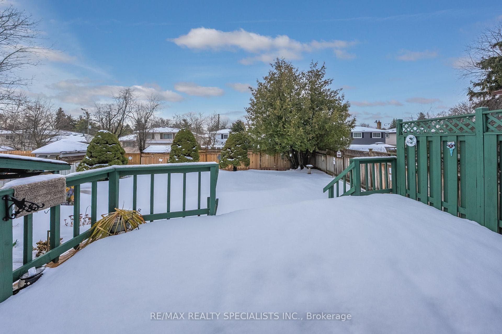 61 Moore Park Crescent photo 30