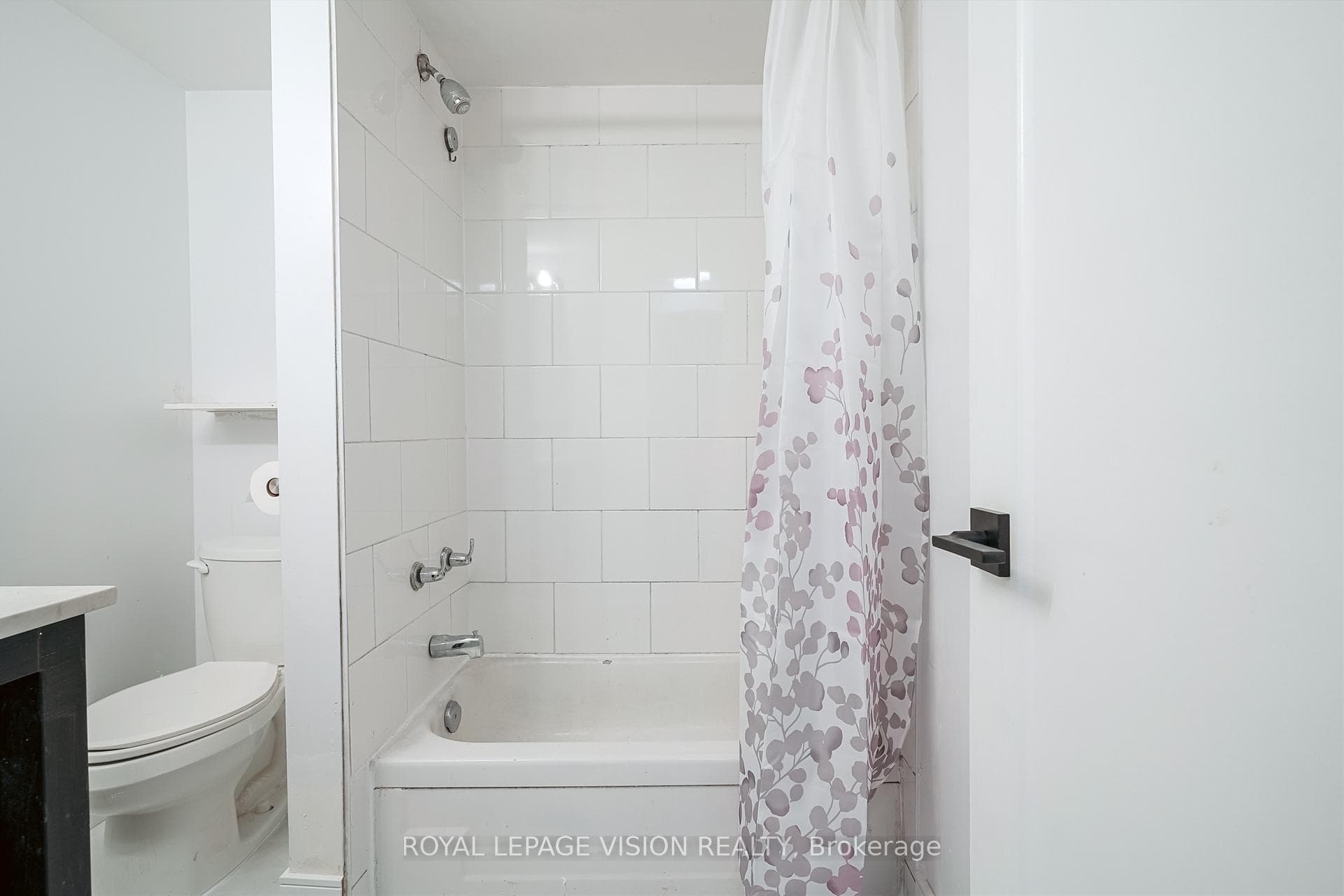 35 Dowswell Drive Unit Bsmt photo 18