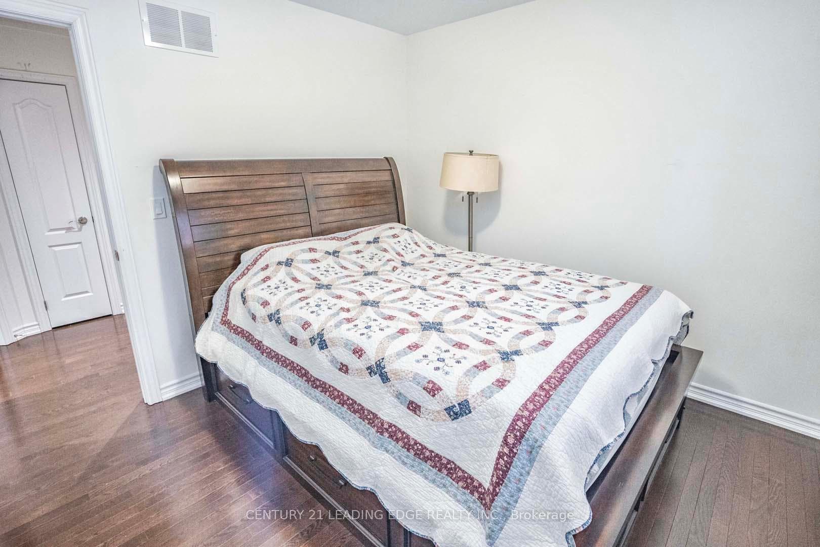 71 Noden Crescent photo 33