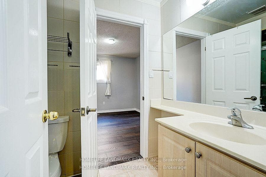 15 Saintsbury Square photo 31