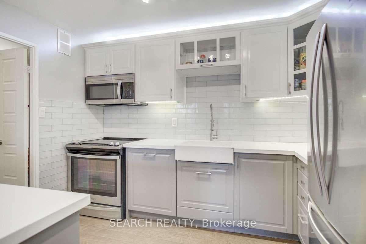 1320 Mississauga Valley Boulevard Unit 206 photo 11