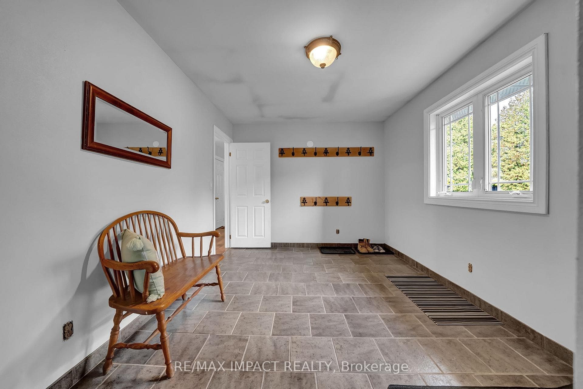 121 Whitehead Road photo 19