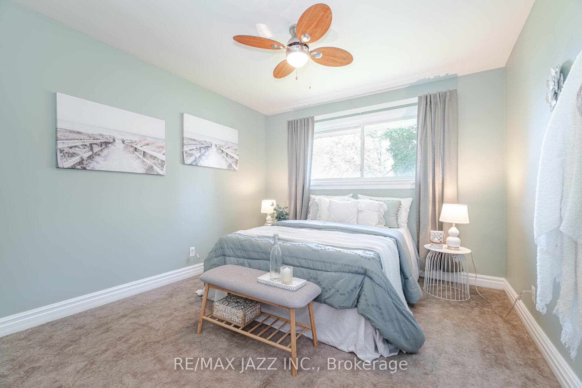 382 Welland Avenue photo 9
