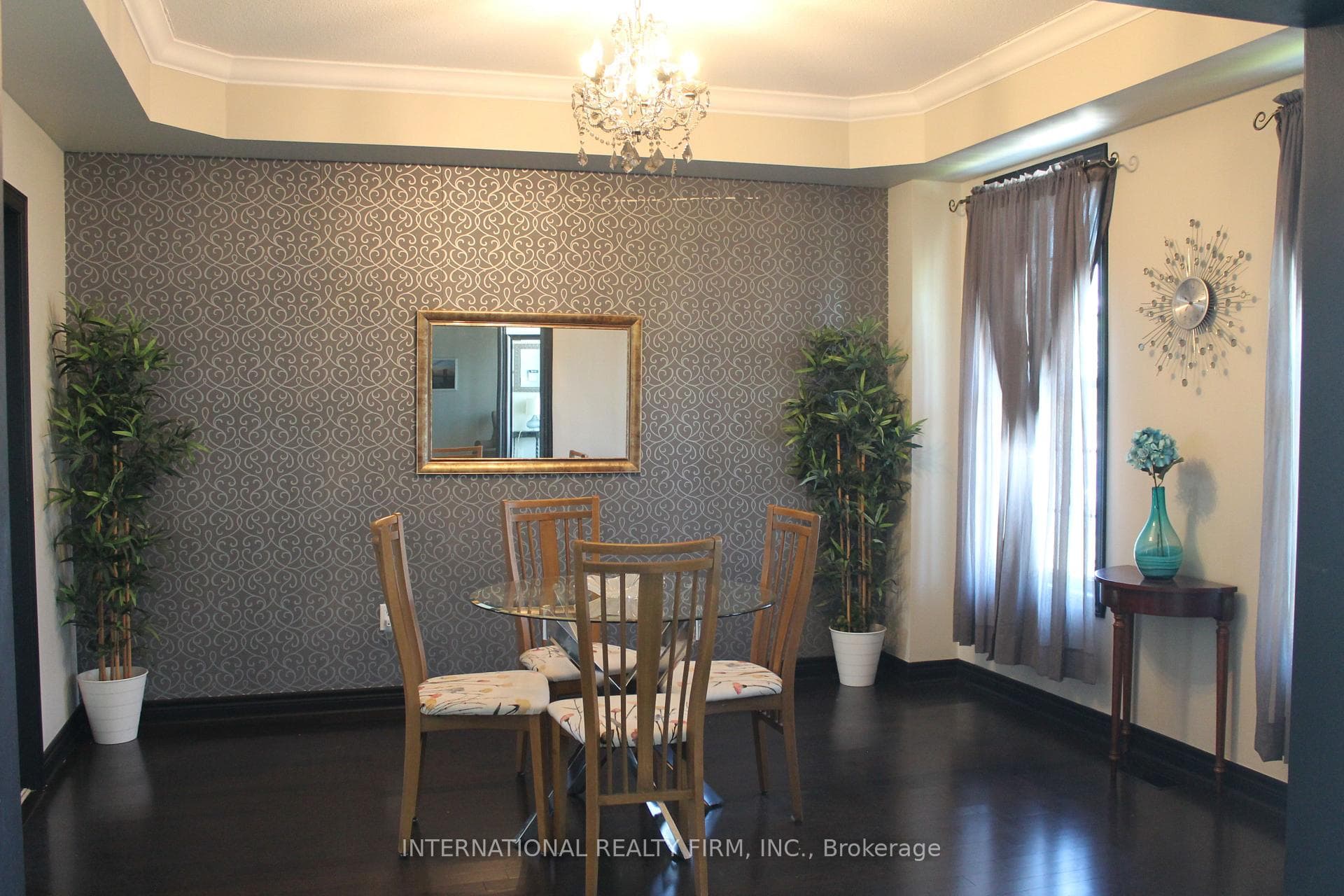 412 Wright Crescent photo 6