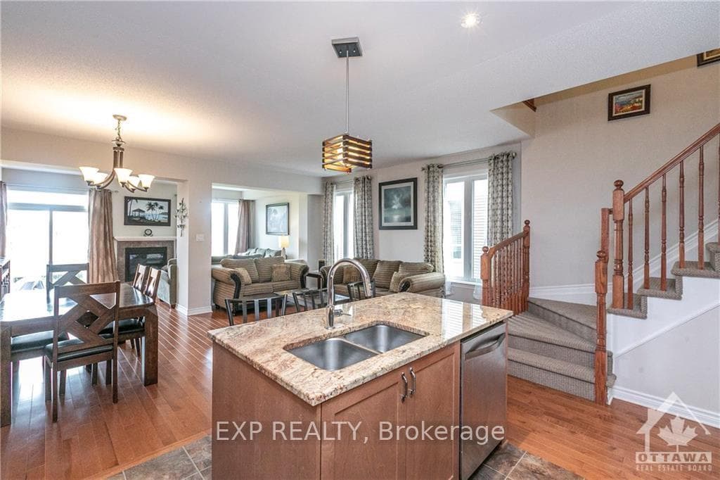 166 HAWKESWOOD Drive photo 4