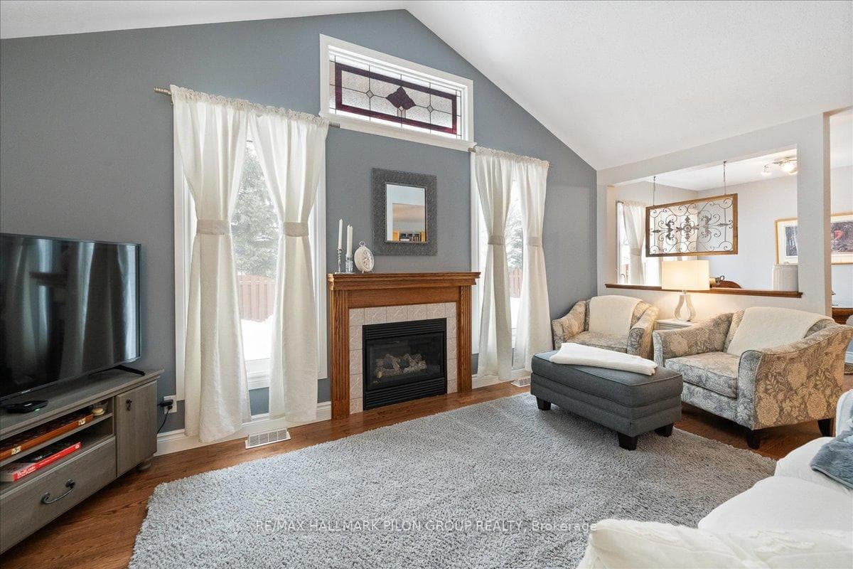 185 Redpath Drive photo 13
