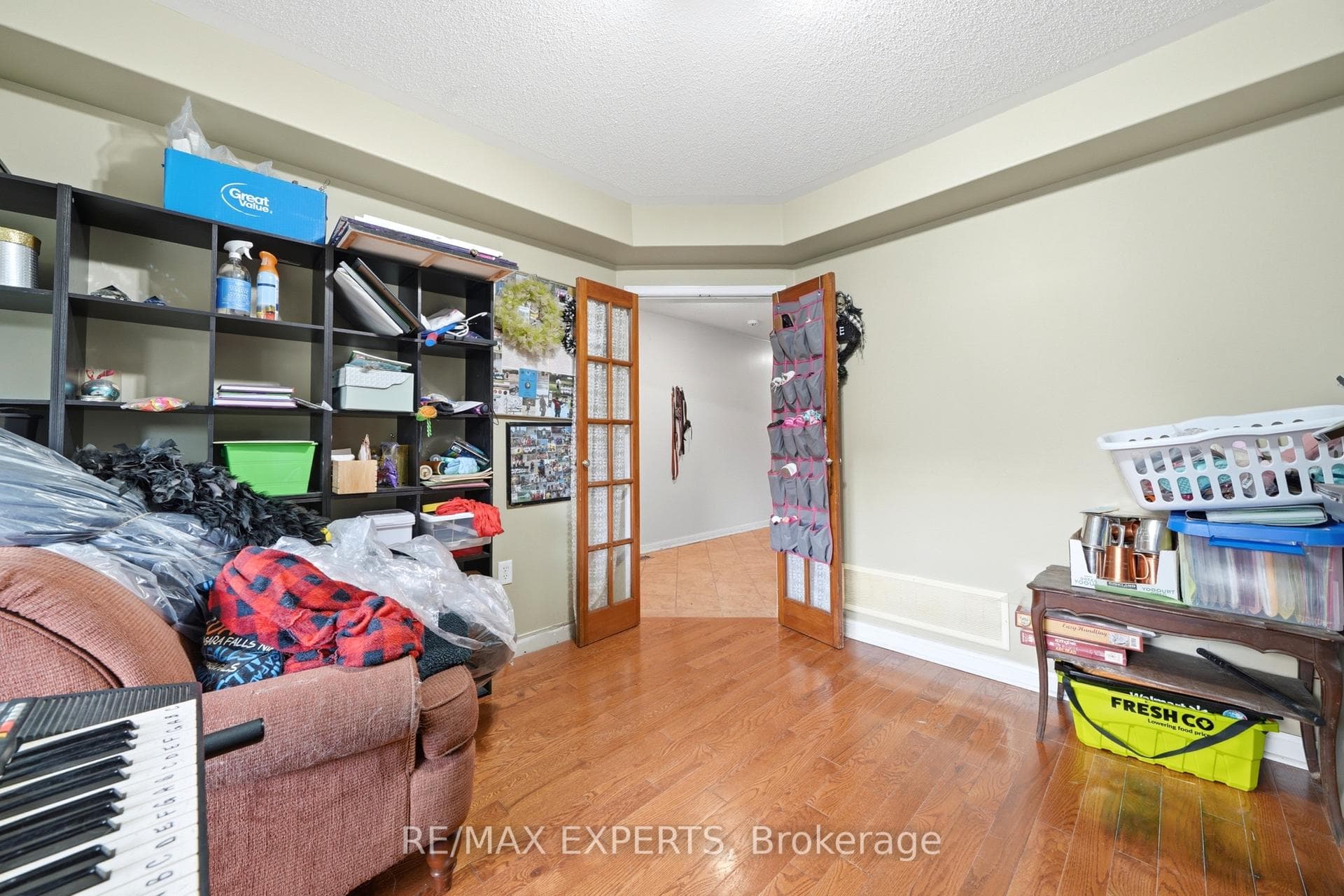 27 Kidd Crescent photo 15