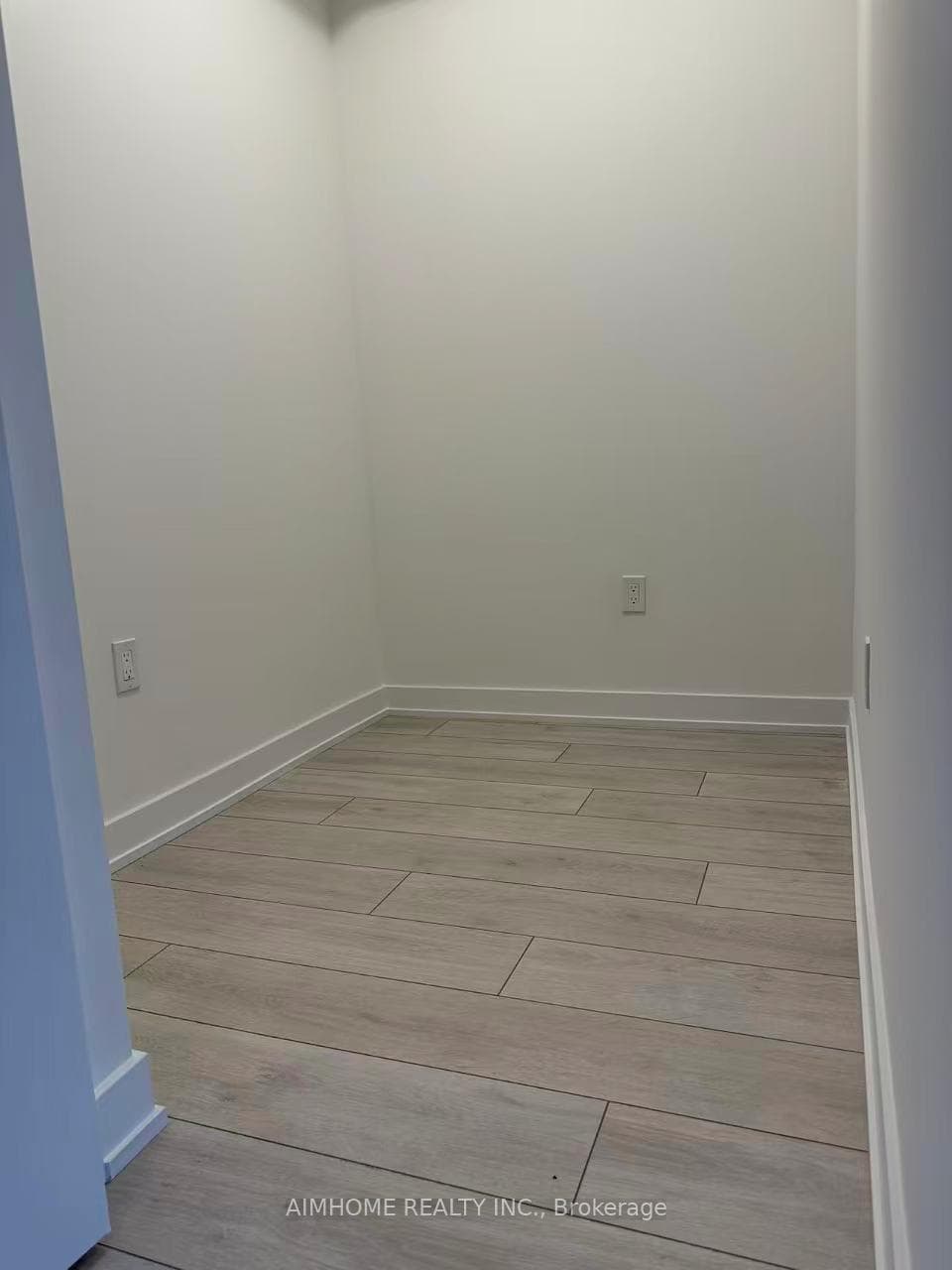 5858 Yonge Street Unit 510 photo 12