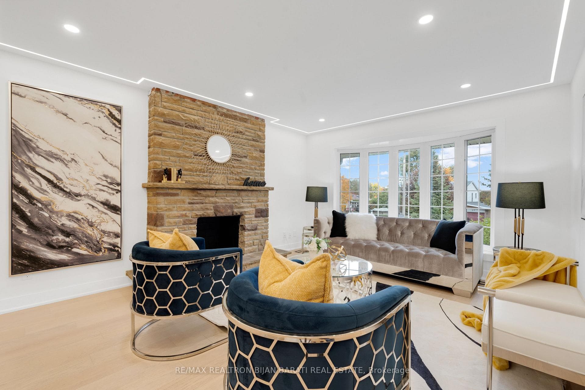 14 Henderson Avenue photo 4