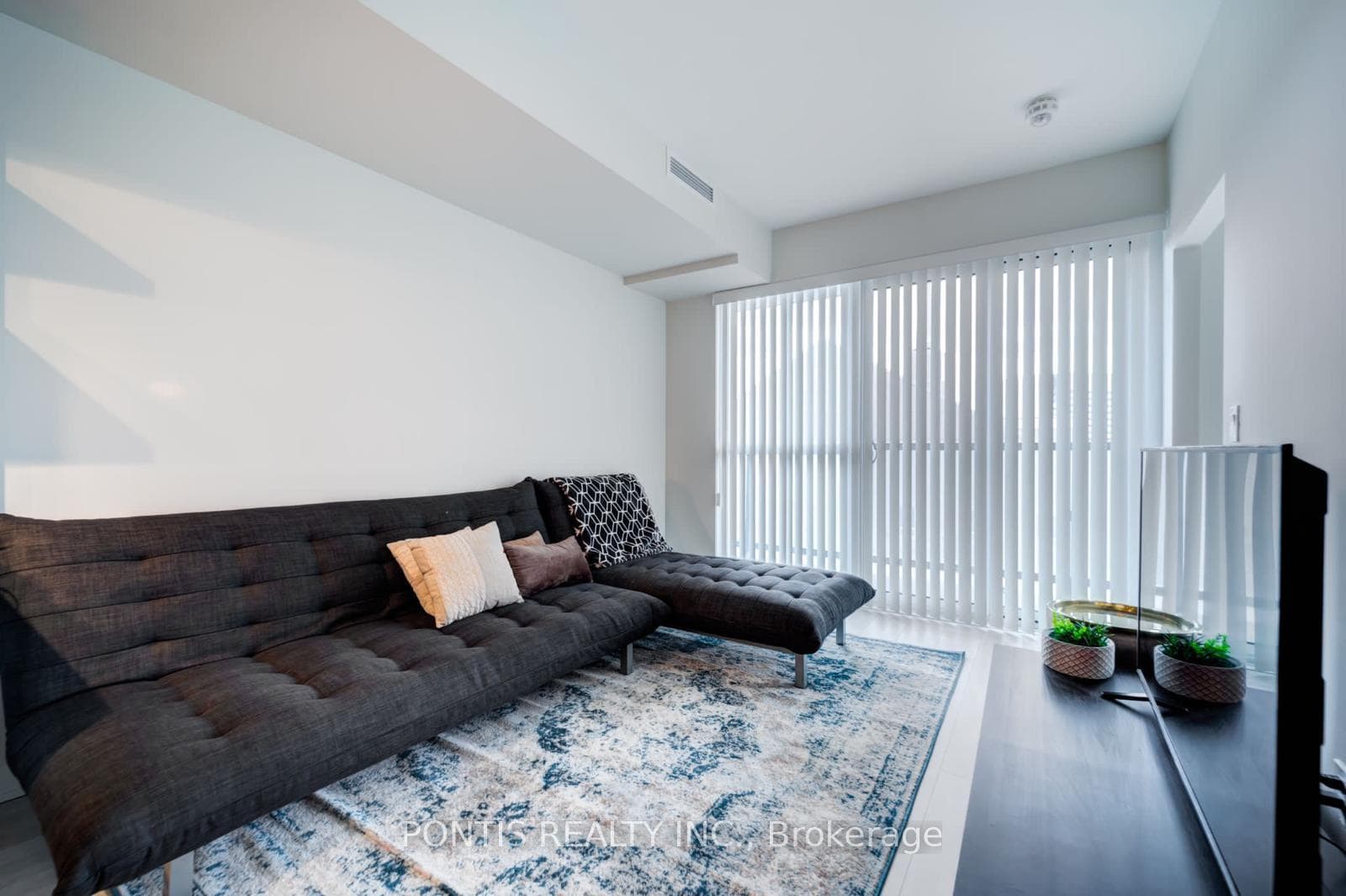 6 Sonic Way Unit 506 photo 4