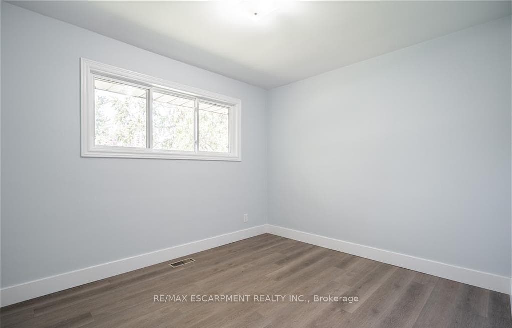 161 Chesley Street Unit Main photo 11