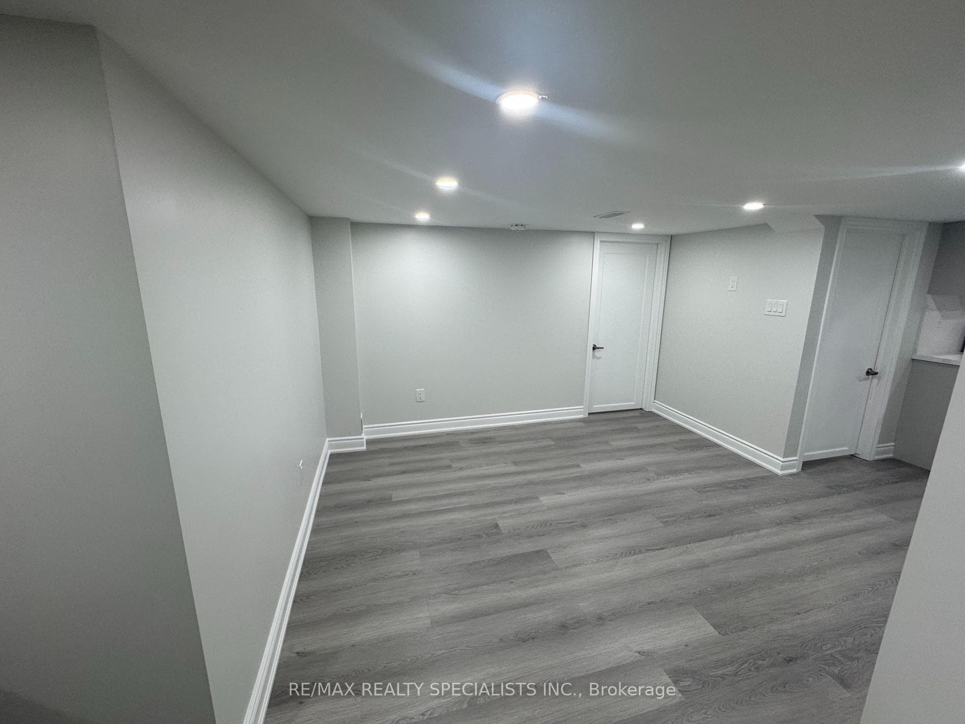 20 Elderberry Street Unit (Basement) photo 3