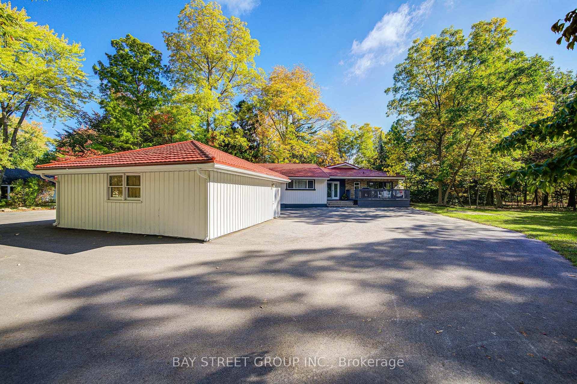 14874 Niagara River Parkway photo 45