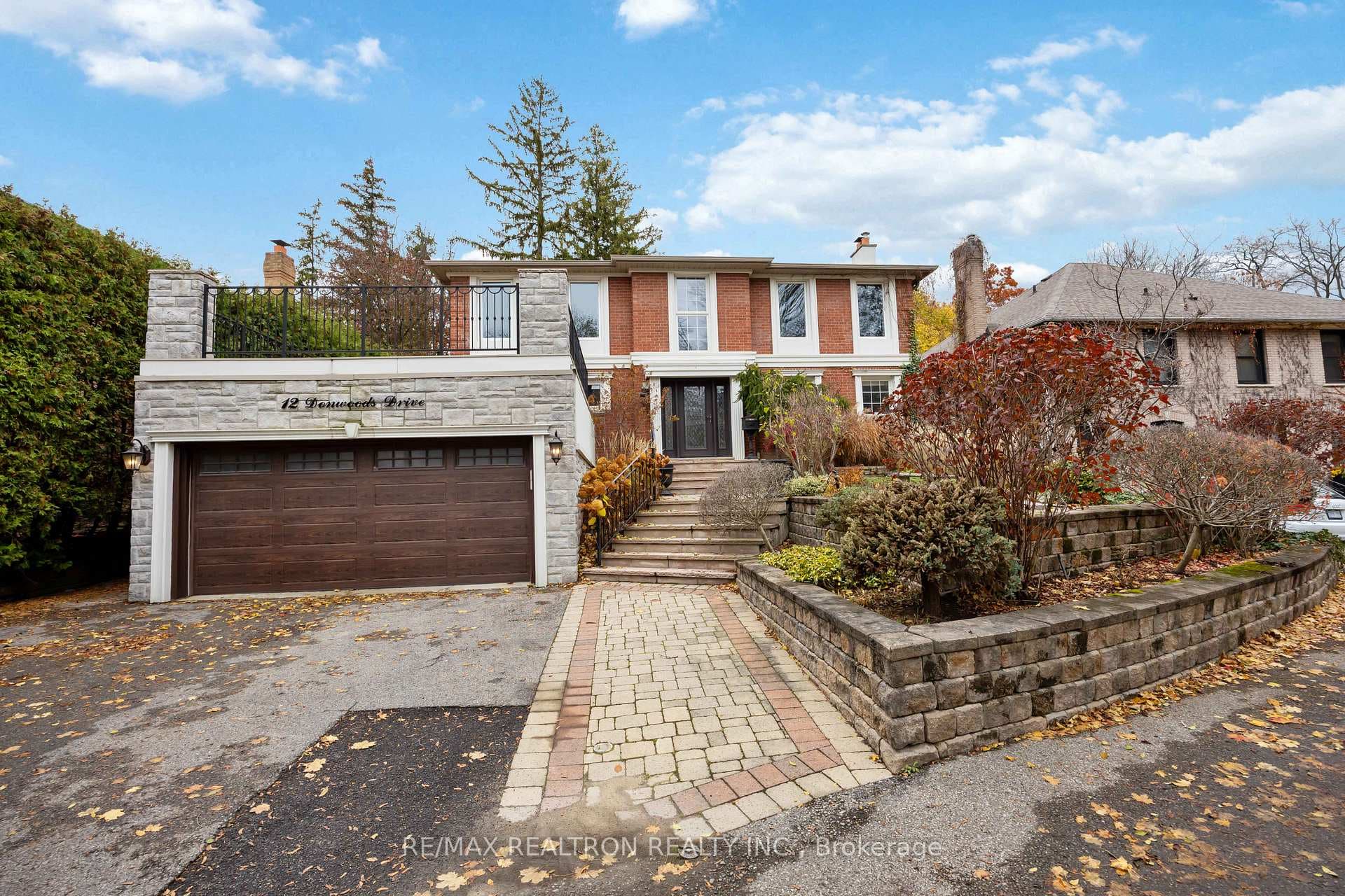 12 Donwoods Drive photo 1