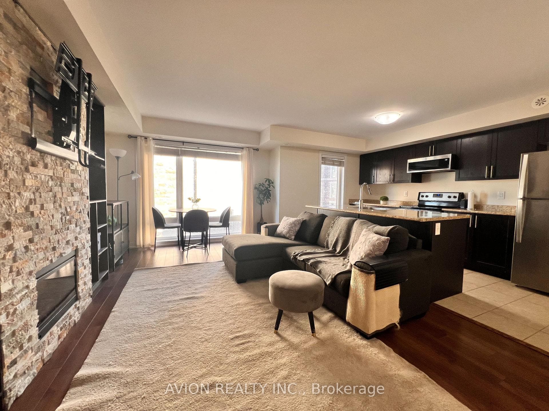 2 Dunsheath Way Unit 128 photo 7