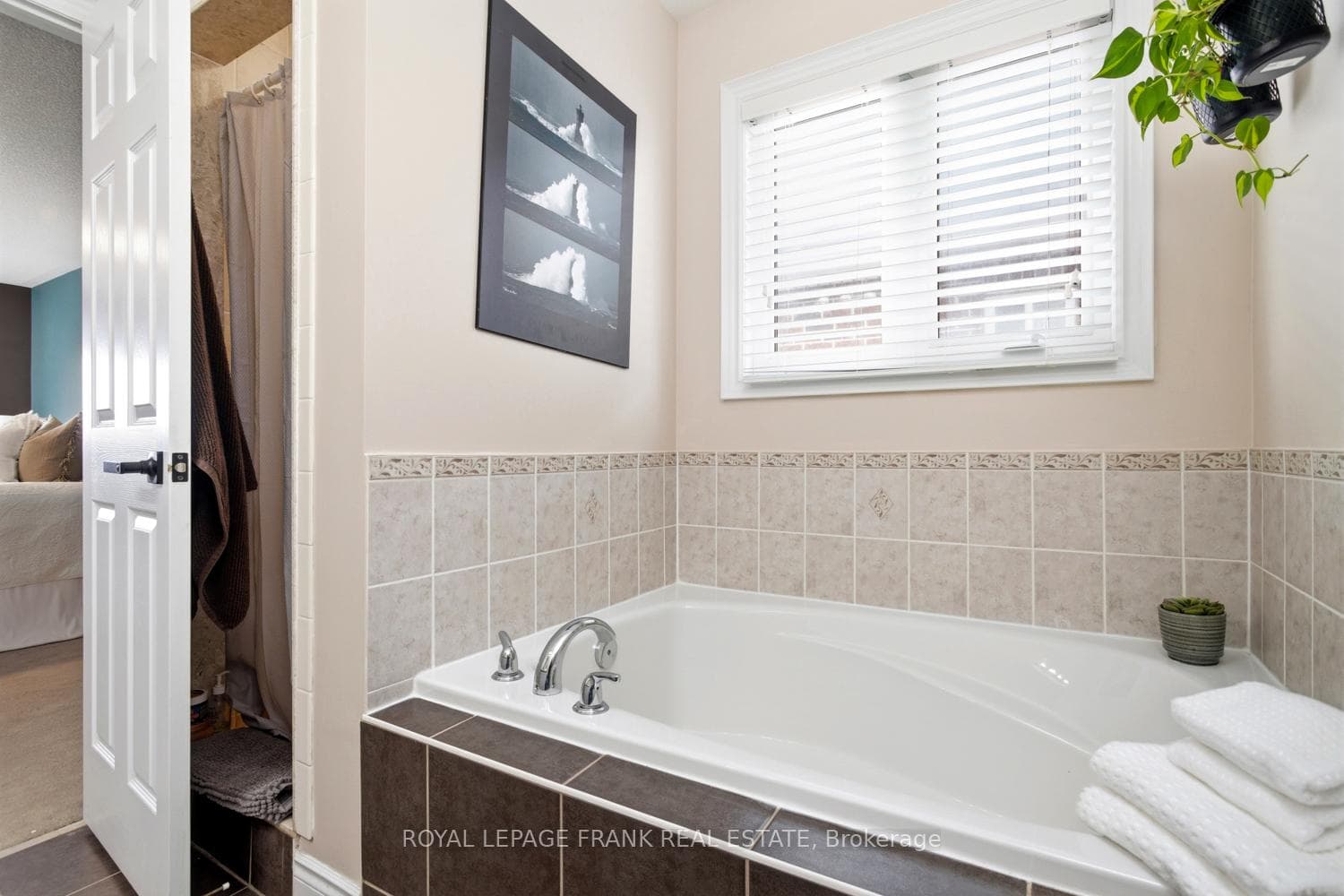 1612 Rockaway Street photo 24