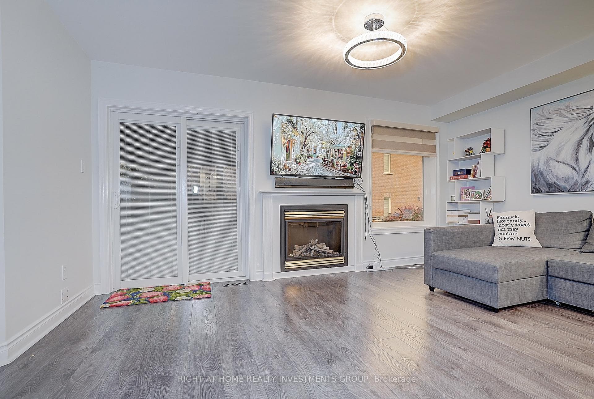 187 Vanguard Road photo 22
