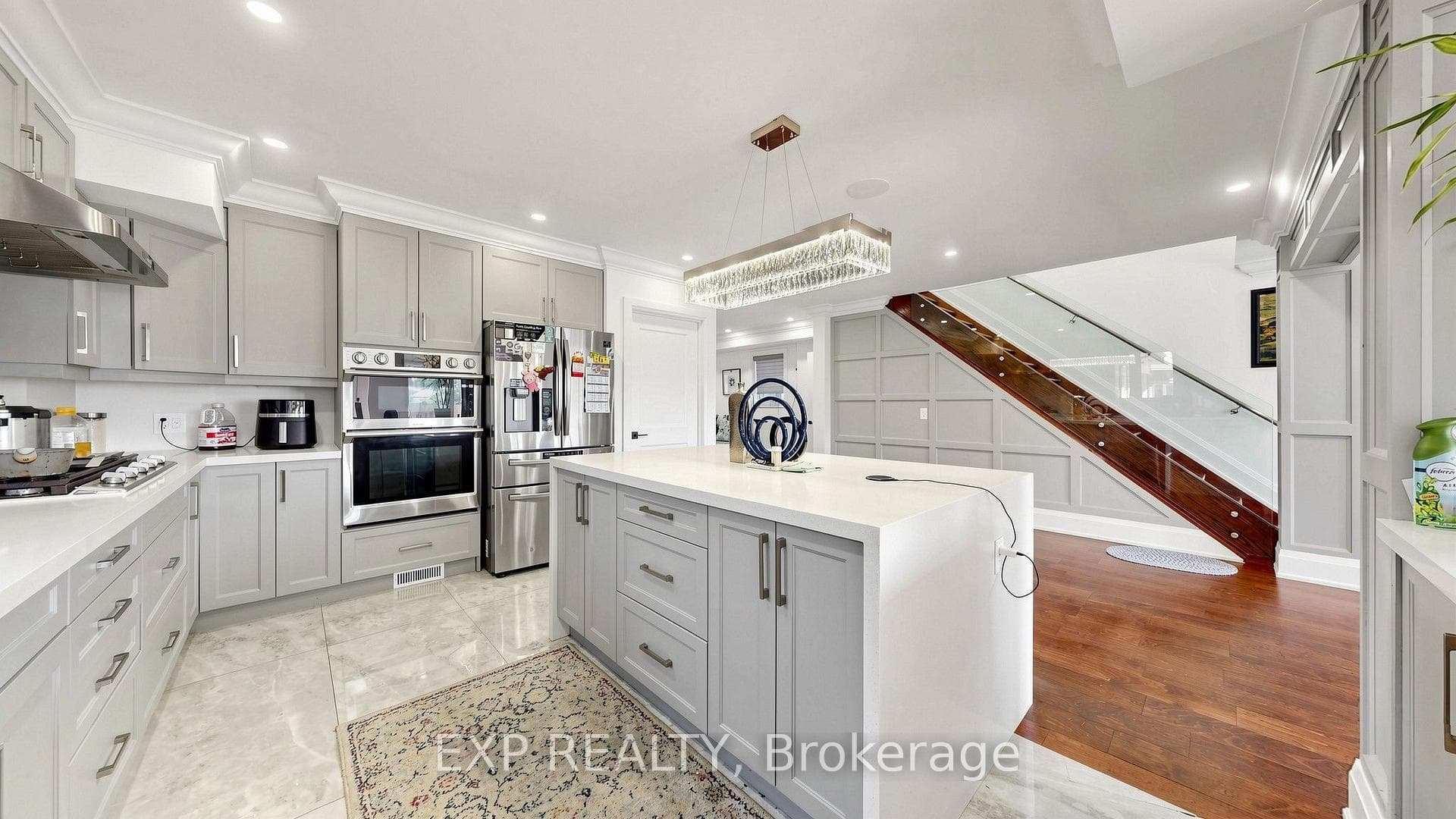 44 Tower Drive photo 10