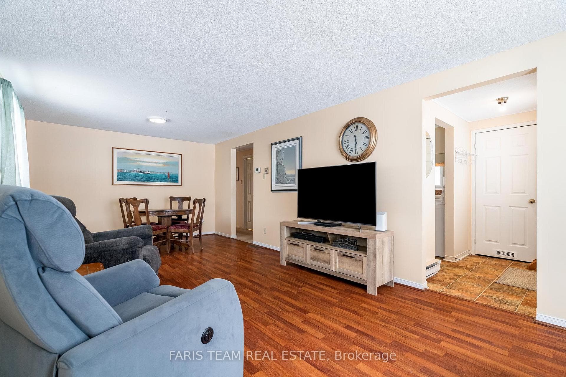 43 Royal Oak Drive photo 8