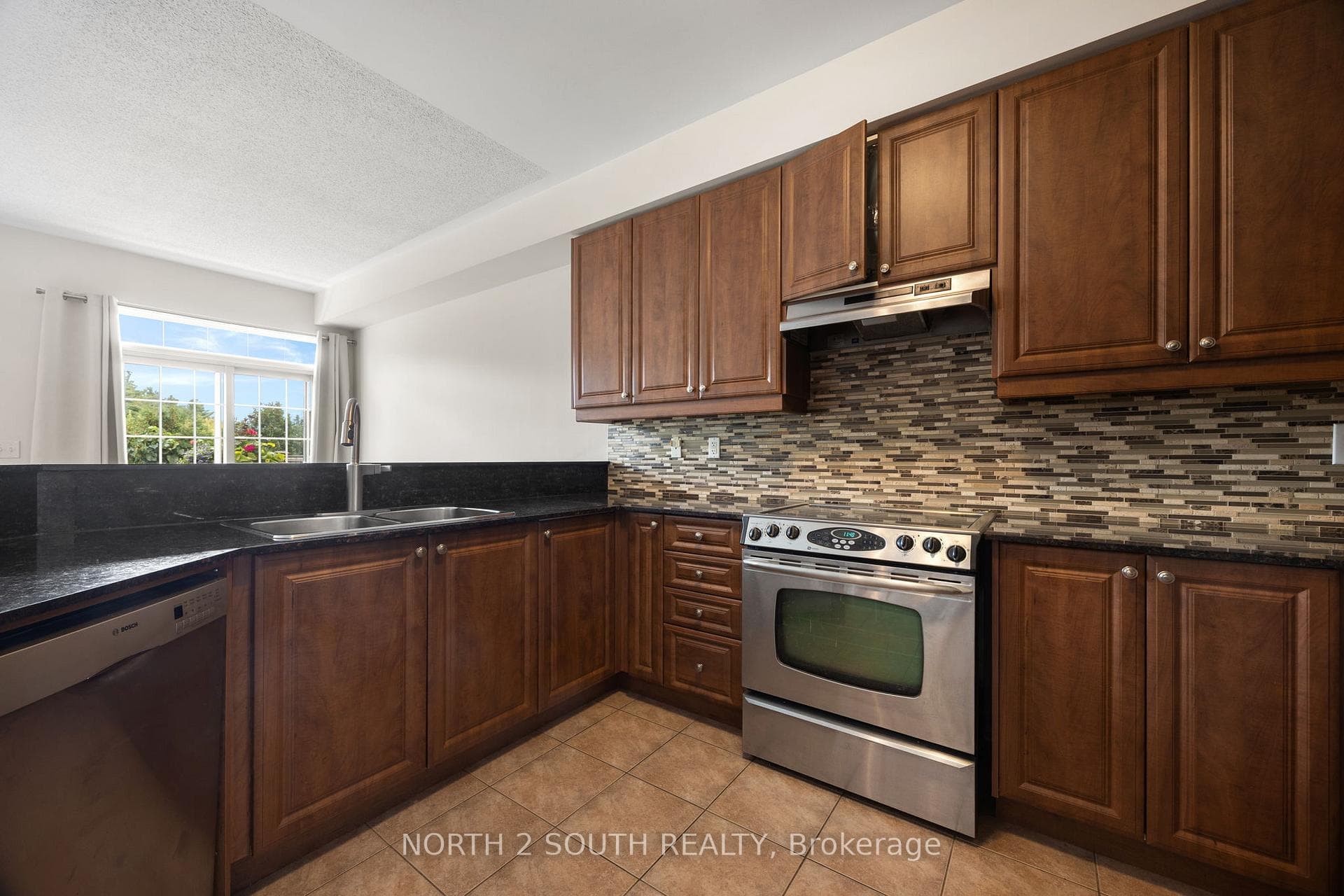 745 Farmstead Drive Unit 39 photo 10