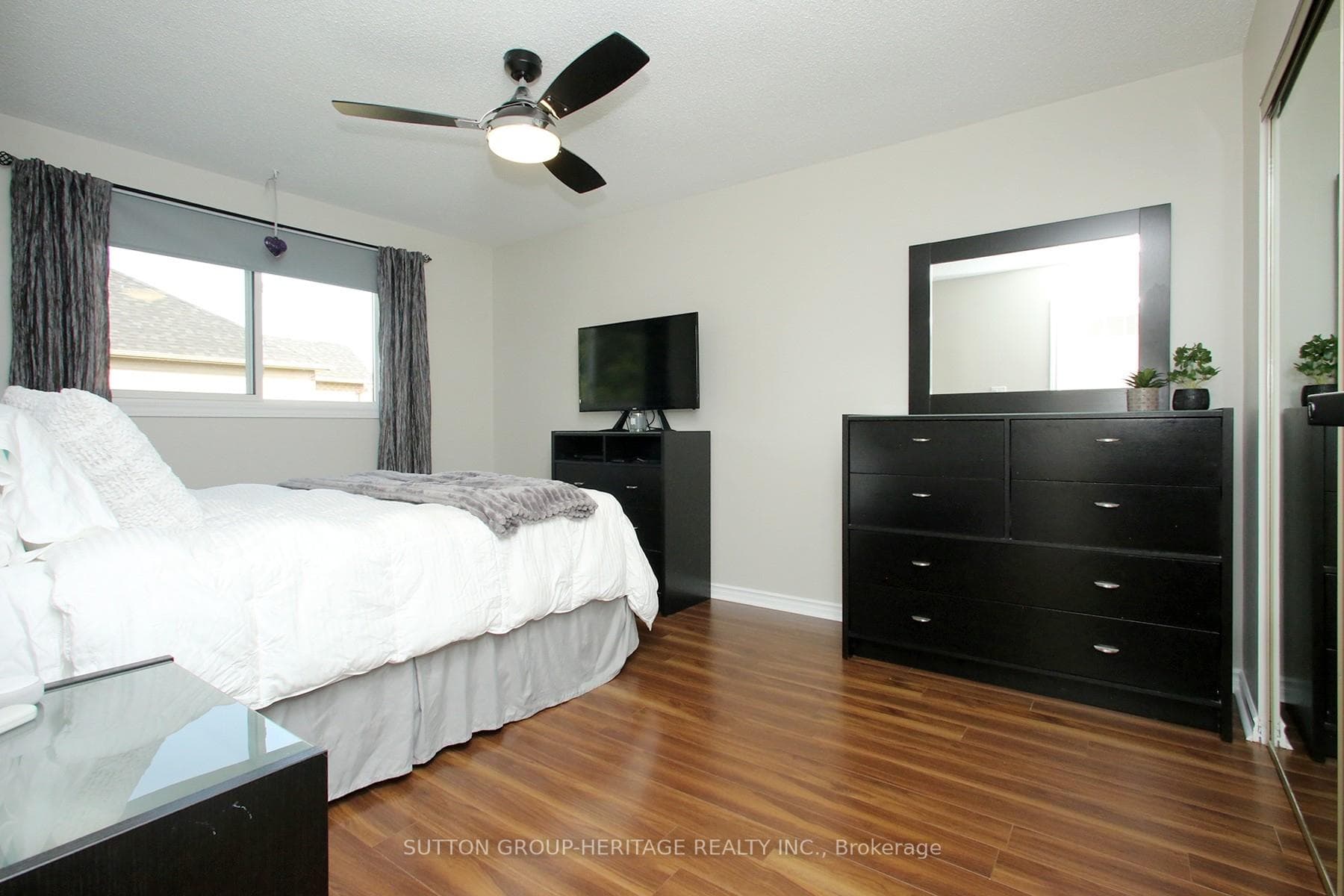 442 Palmerston Avenue photo 15