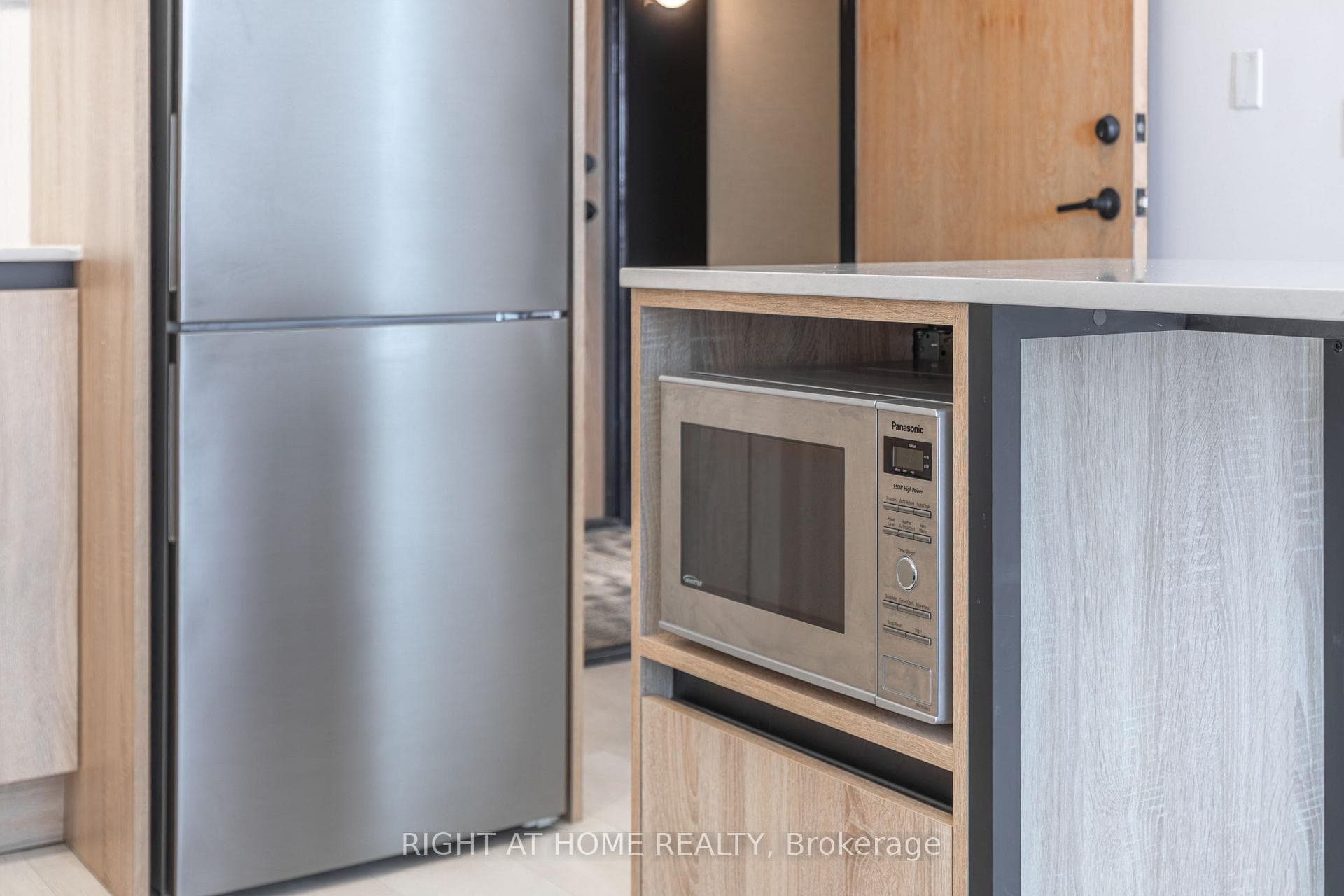7950 Bathurst Street Unit 320 photo 20