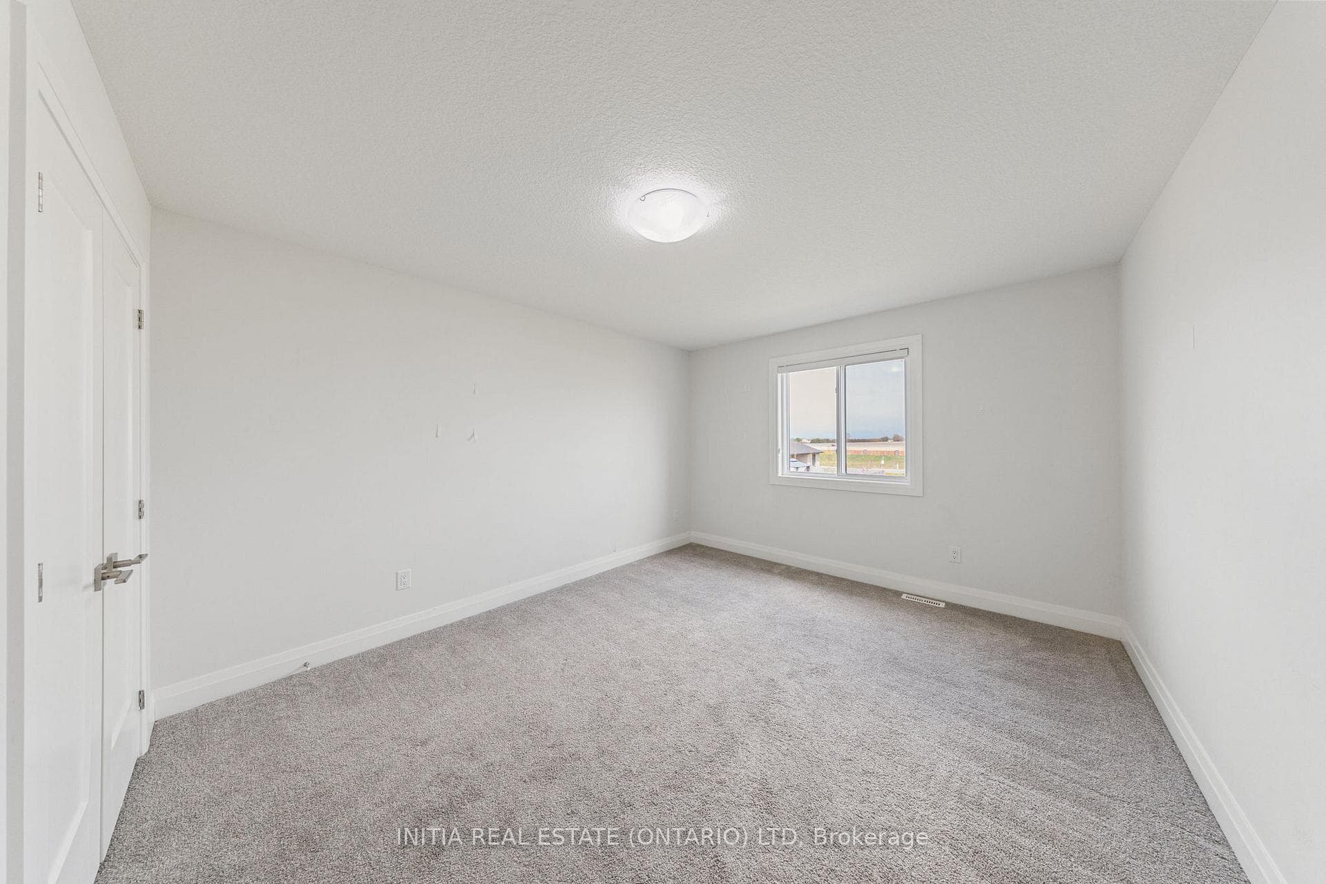 608 Sweetbay Crescent photo 25