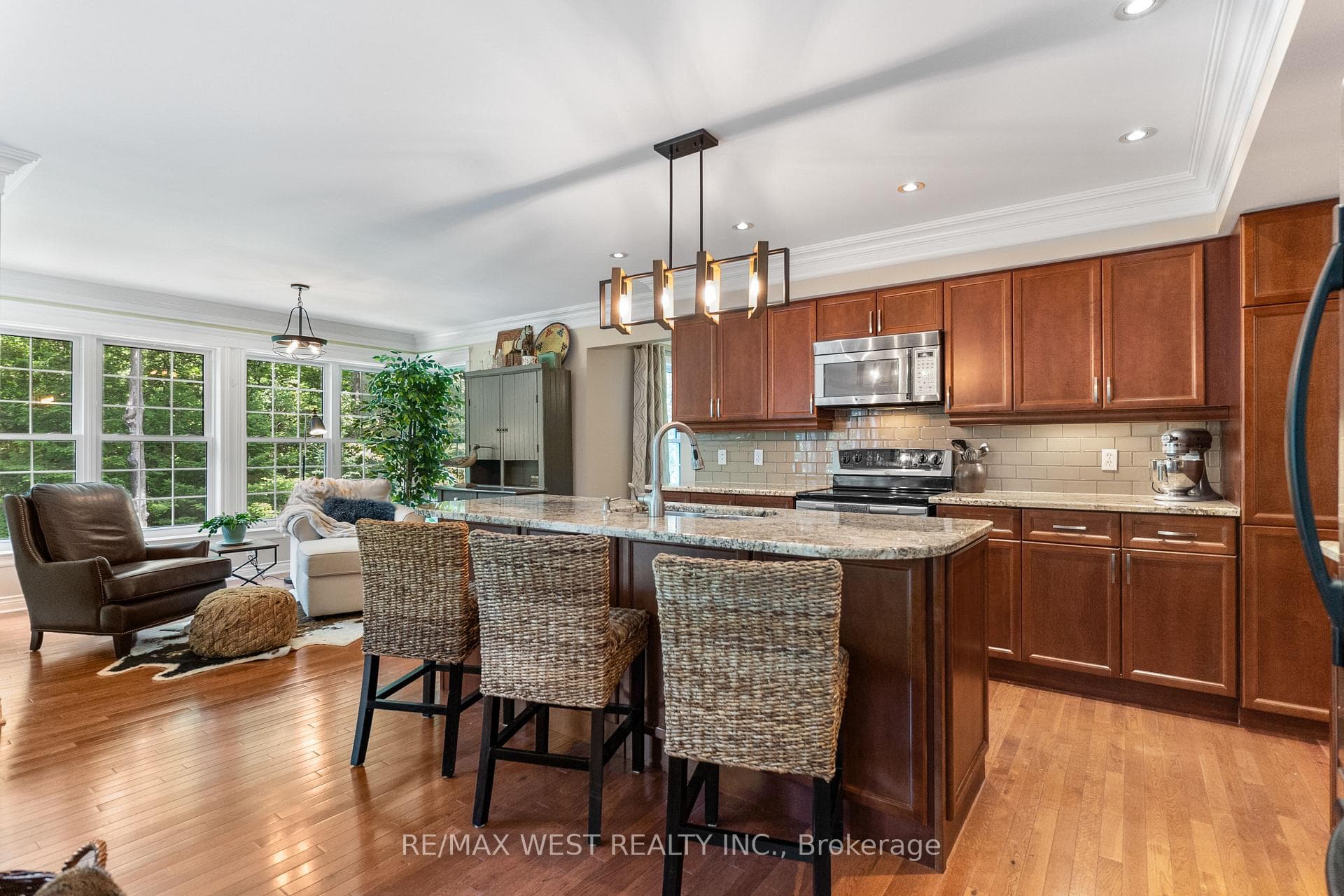 75 Kenwood Hills Drive photo 3