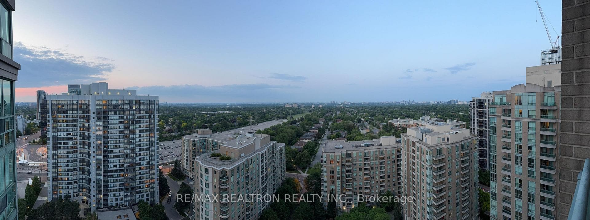 1 Pemberton Avenue Unit 2605 photo 2