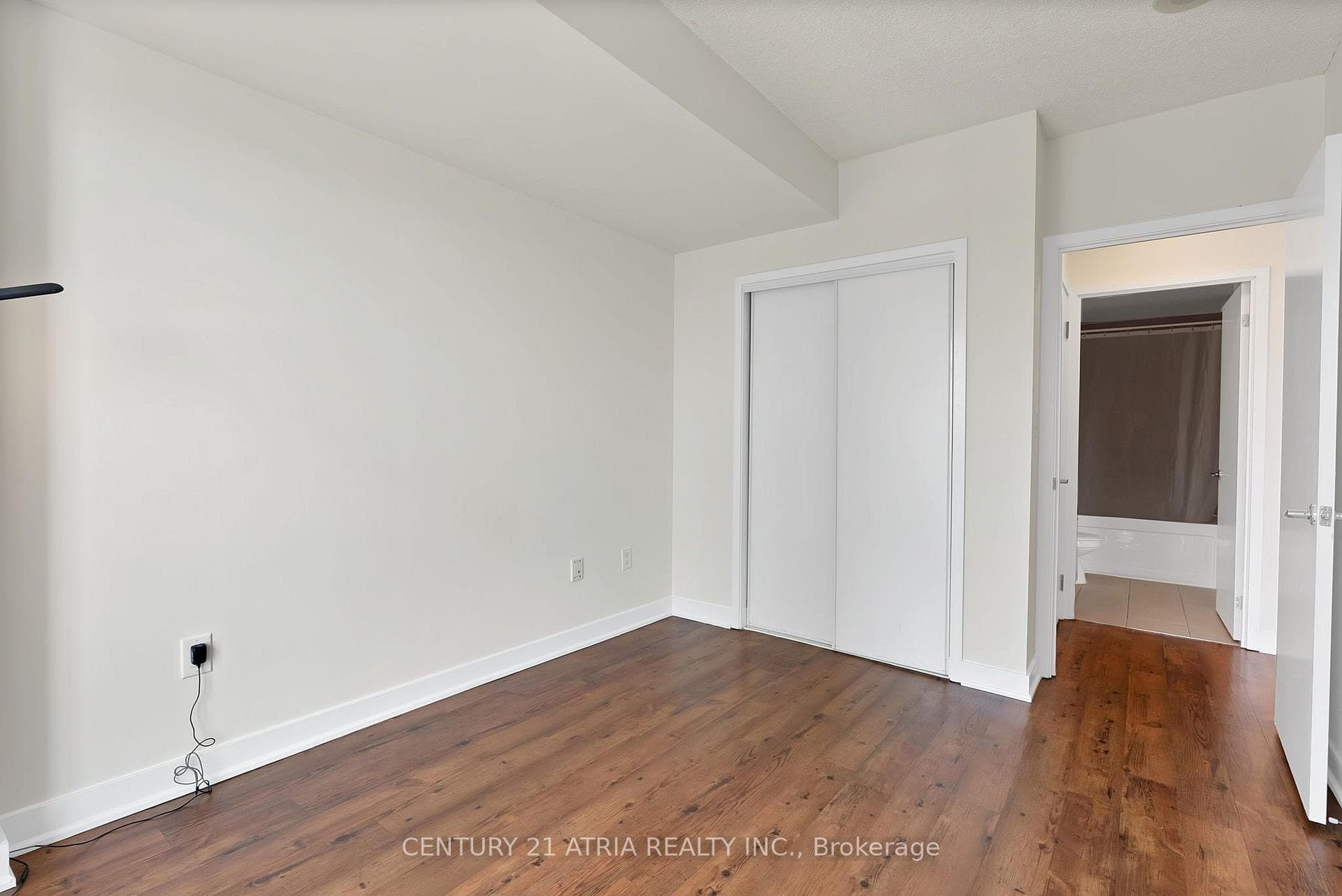 35 Mariner Terrace Unit 2702 photo 13