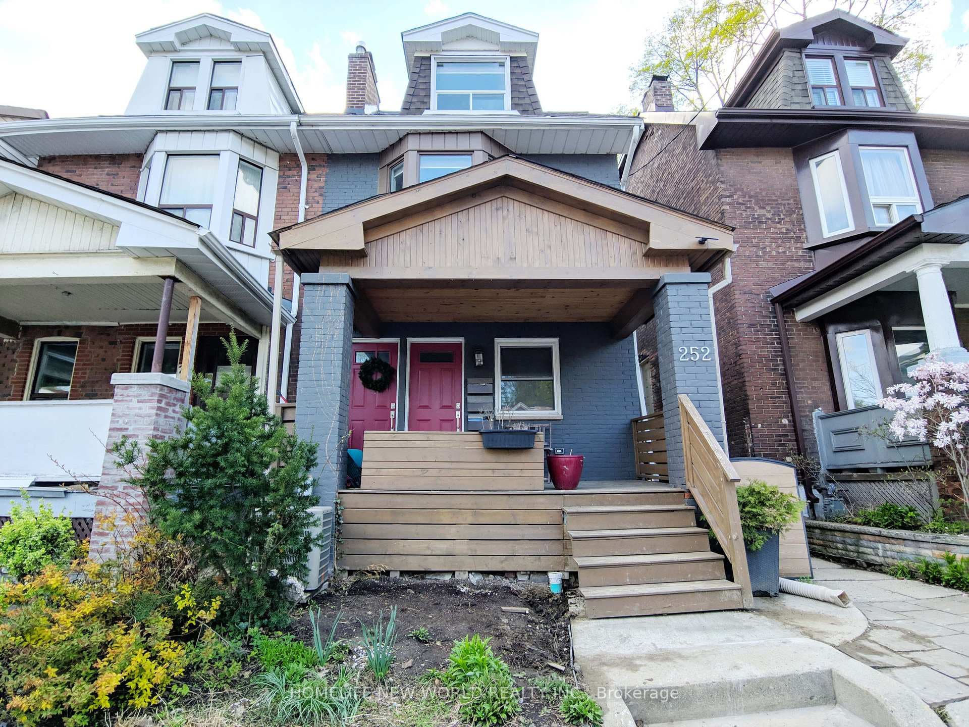 252 Greenwood Avenue Unit 1 photo 1