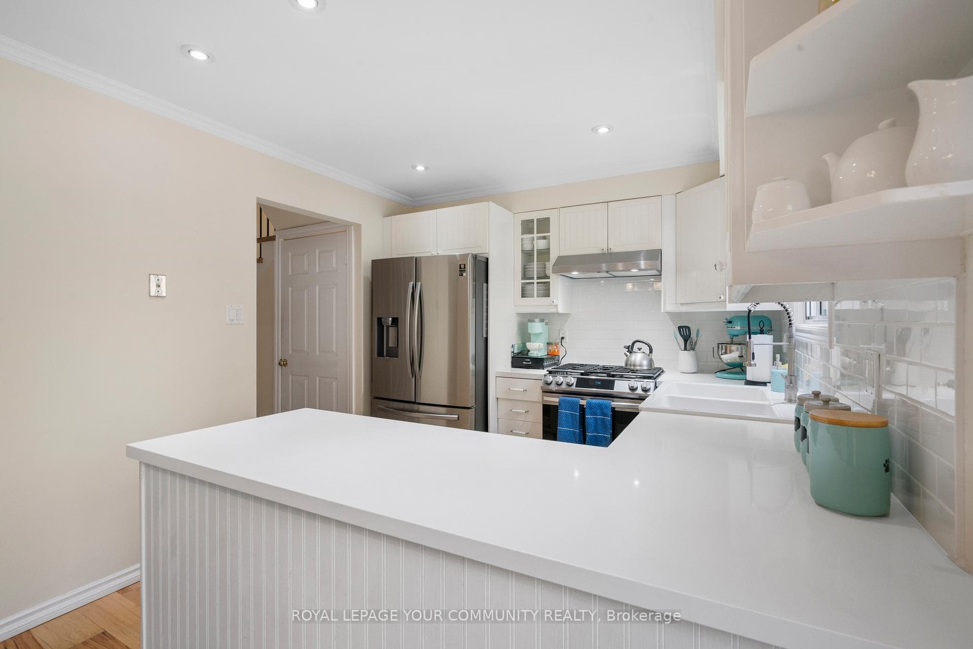 106 Seaton Drive photo 12
