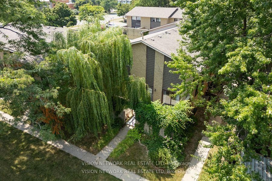 500 Southdale Road Unit 22 photo 28