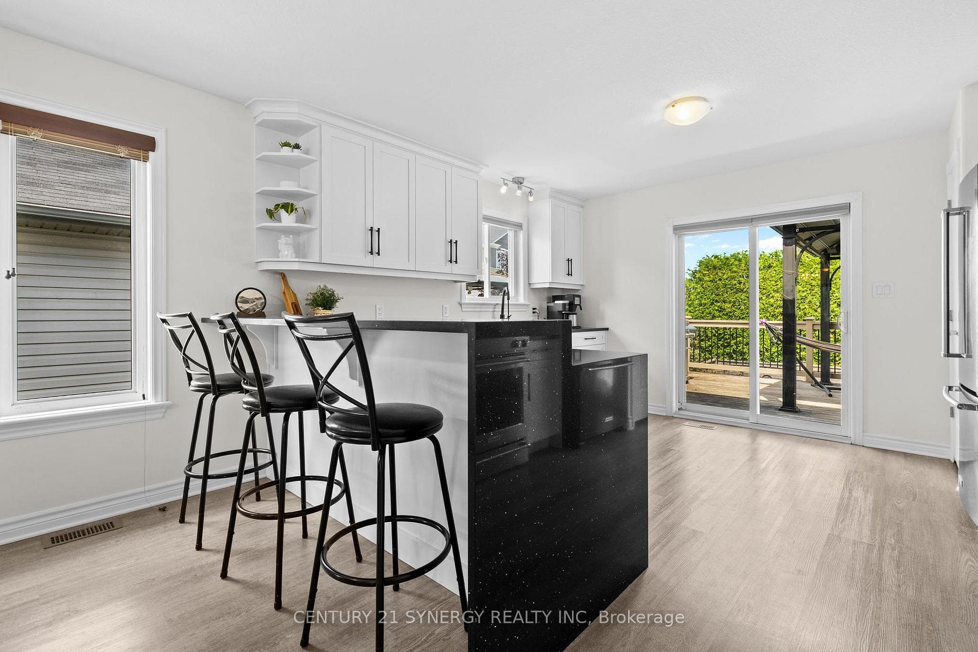 7 Westerra Way photo 10