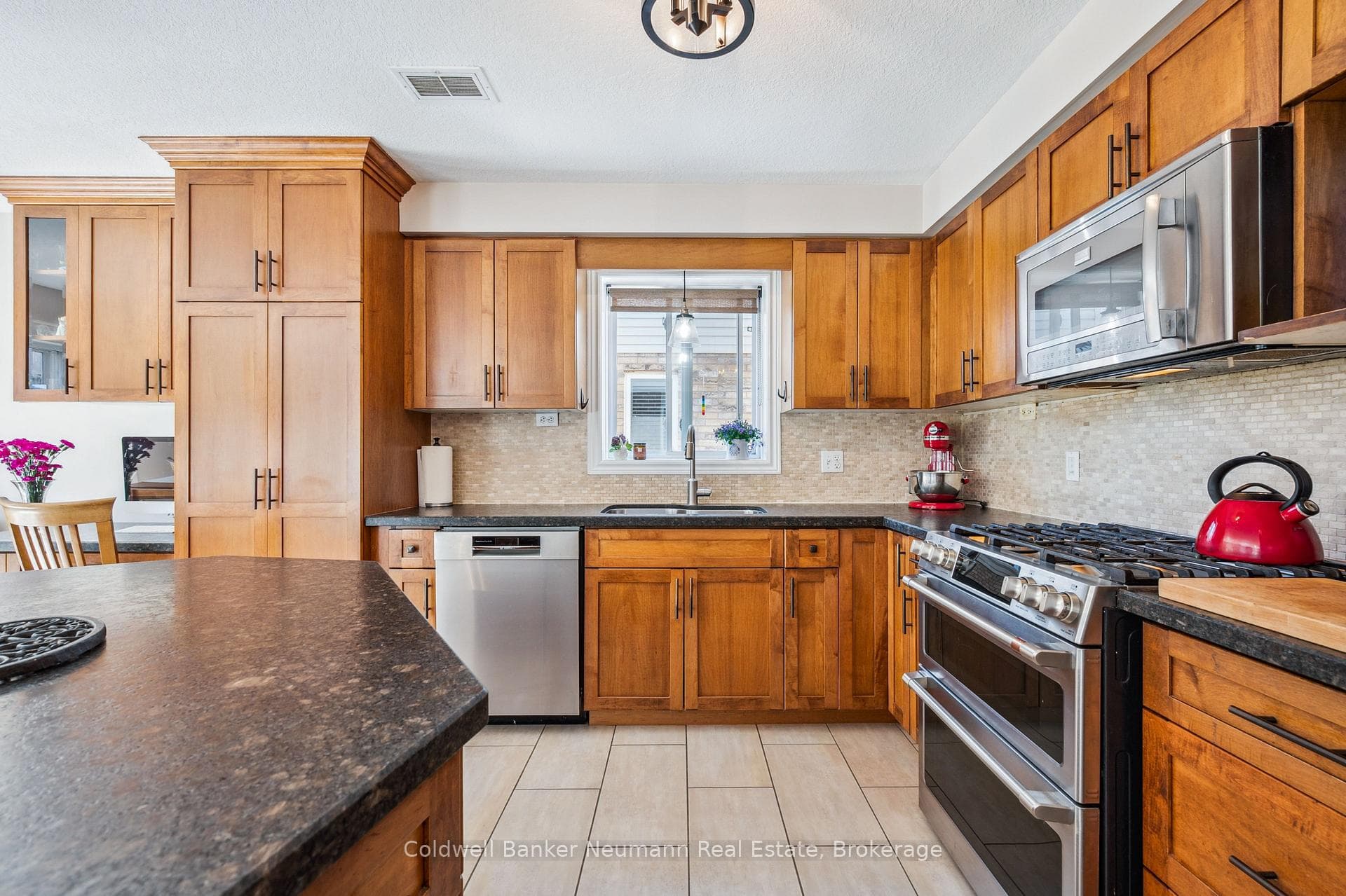 14 Coutts Court photo 26
