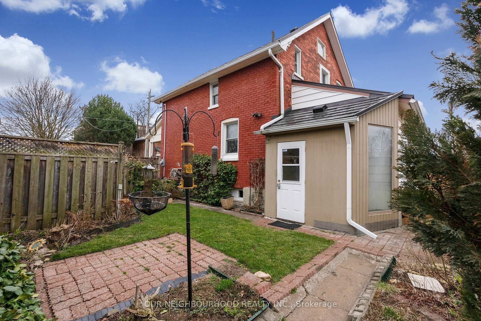30 Elena Avenue photo 27