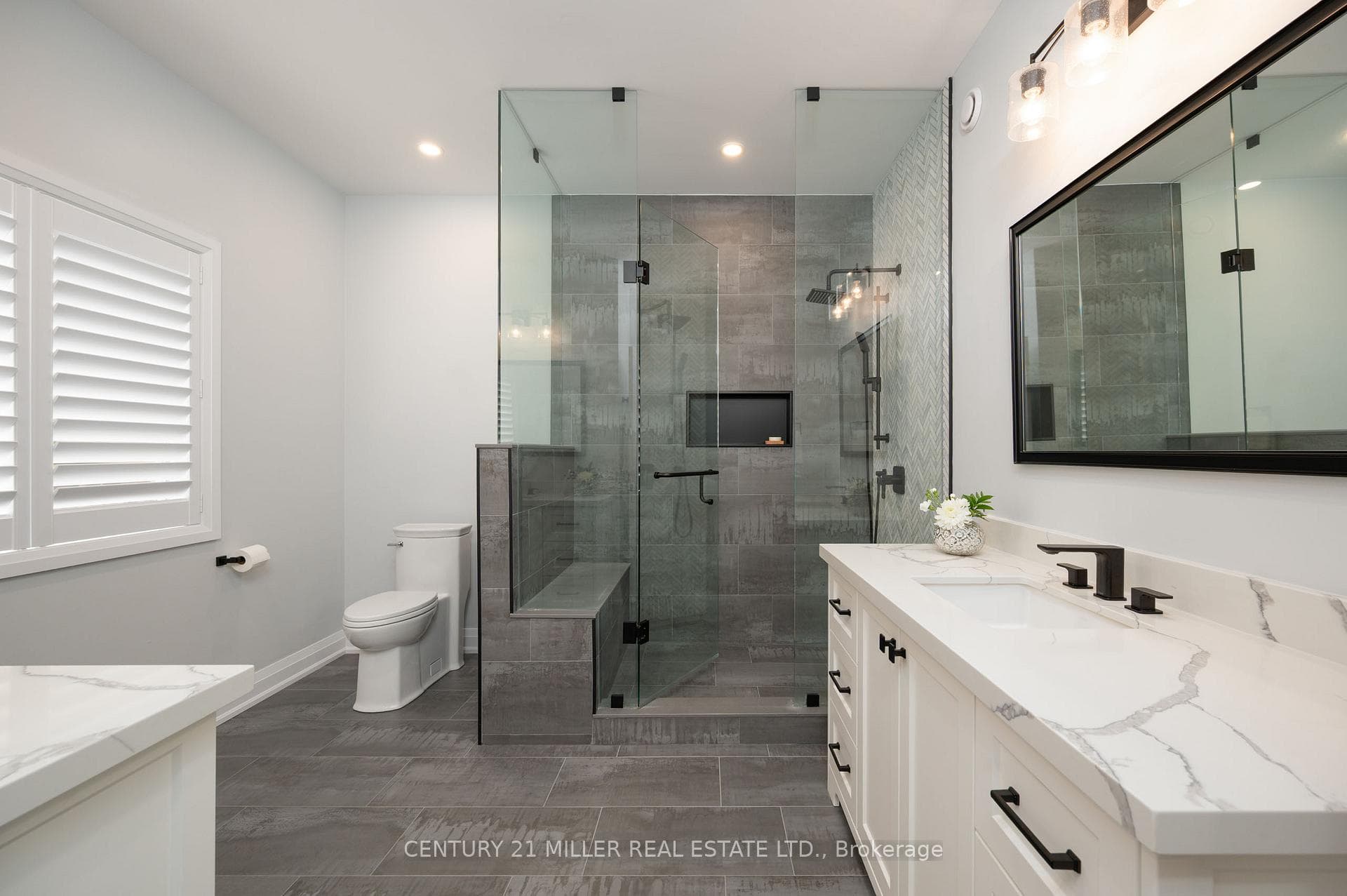 108 Winston Street photo 18