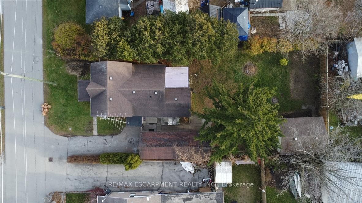 17 Oneida Street photo 41